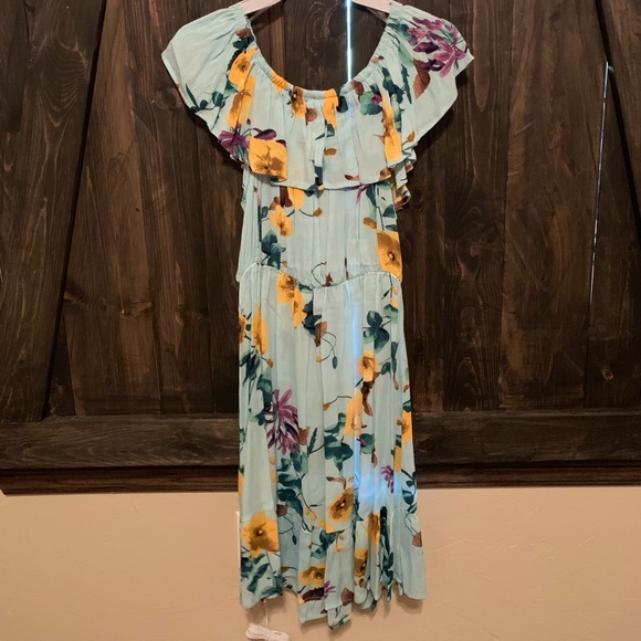 Aqua Floral off the shoulder Dress - Picture 3 of 4